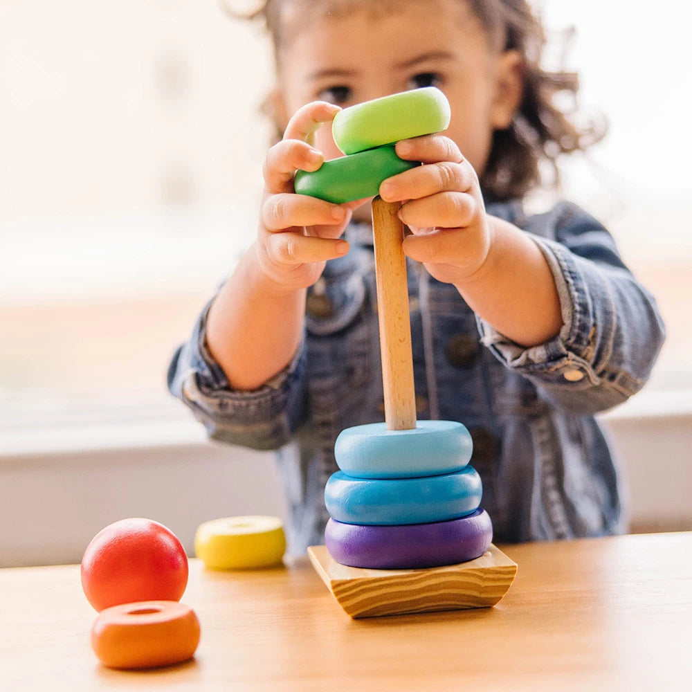 Tour d'anneaux à empiler Montessori