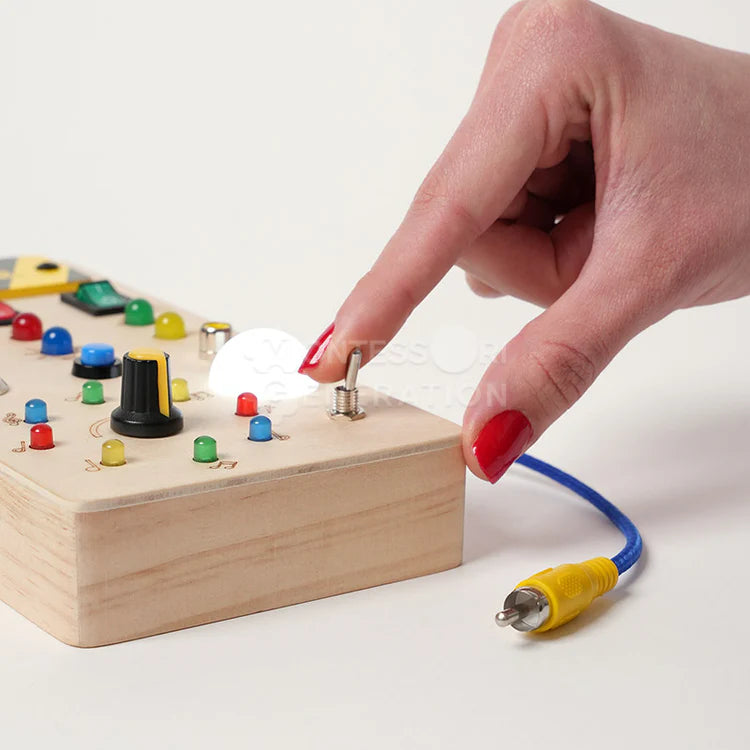 Tableau de commutation en bois Montessori